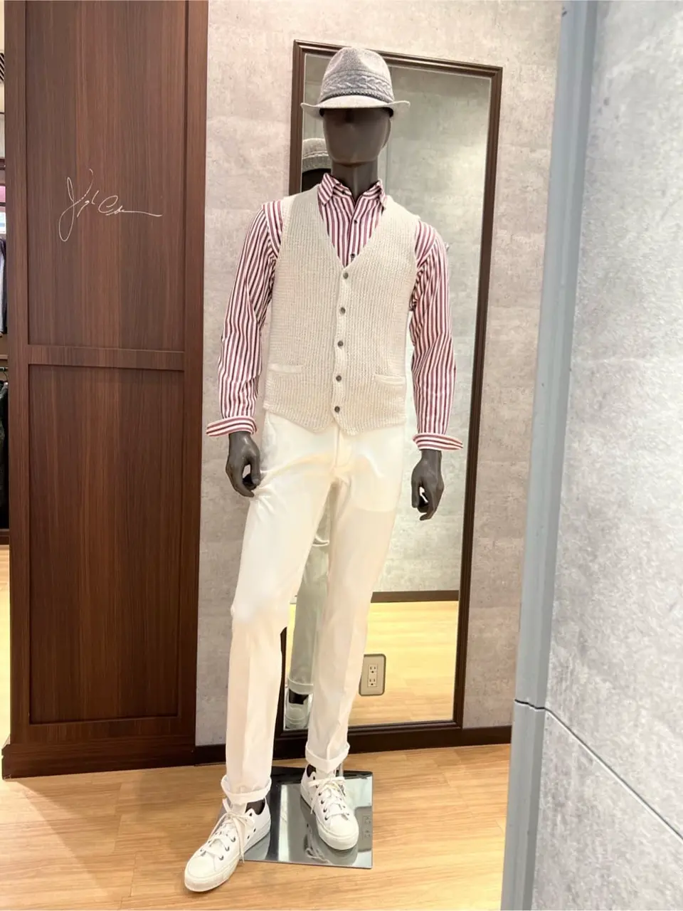 JOSEPH ABBOUD 上條 コーディネート画像