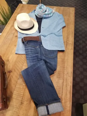 JOSEPH ABBOUD スタッフ コーディネート画像