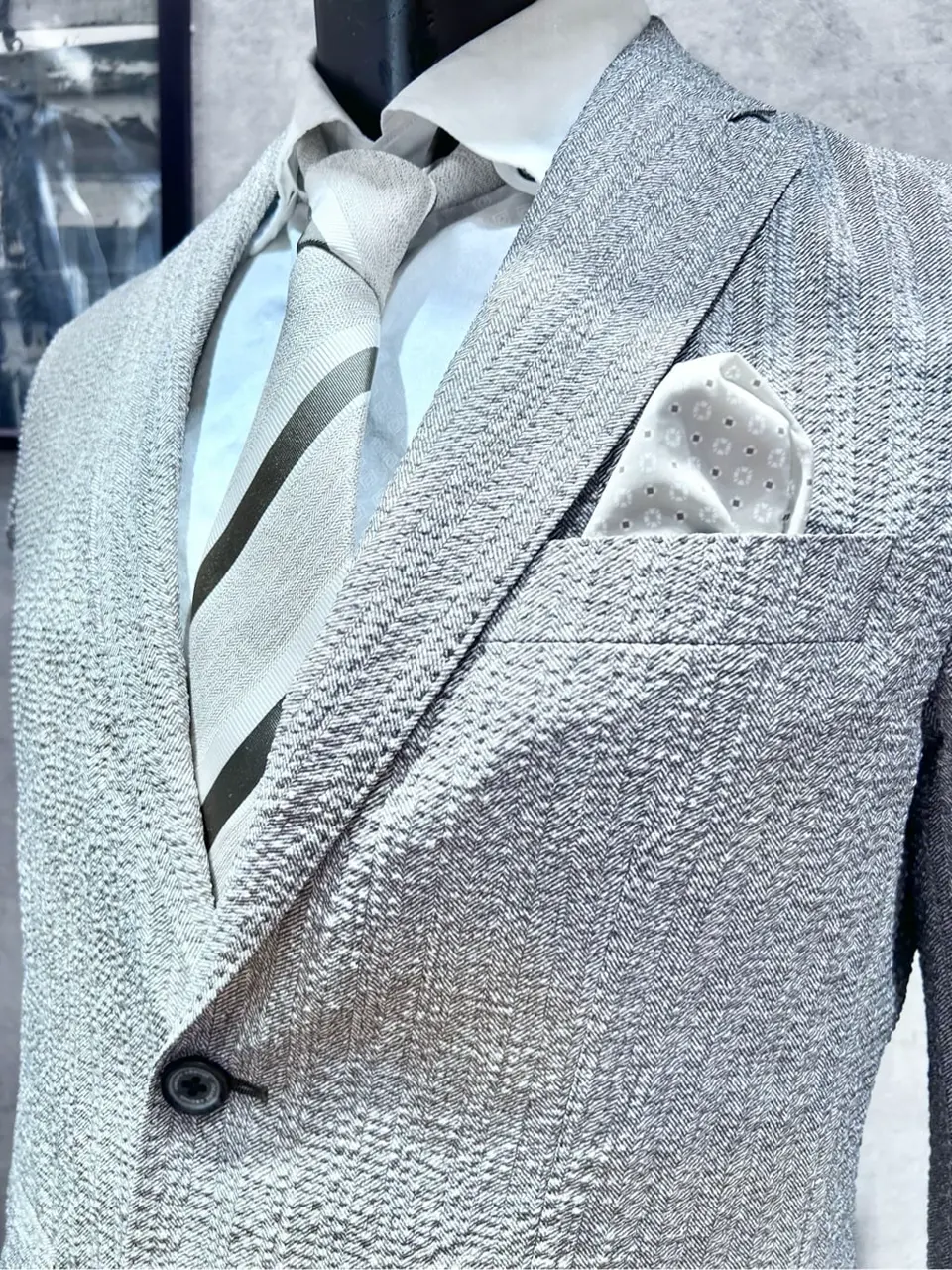 JOSEPH ABBOUD 二澤 コーディネート画像