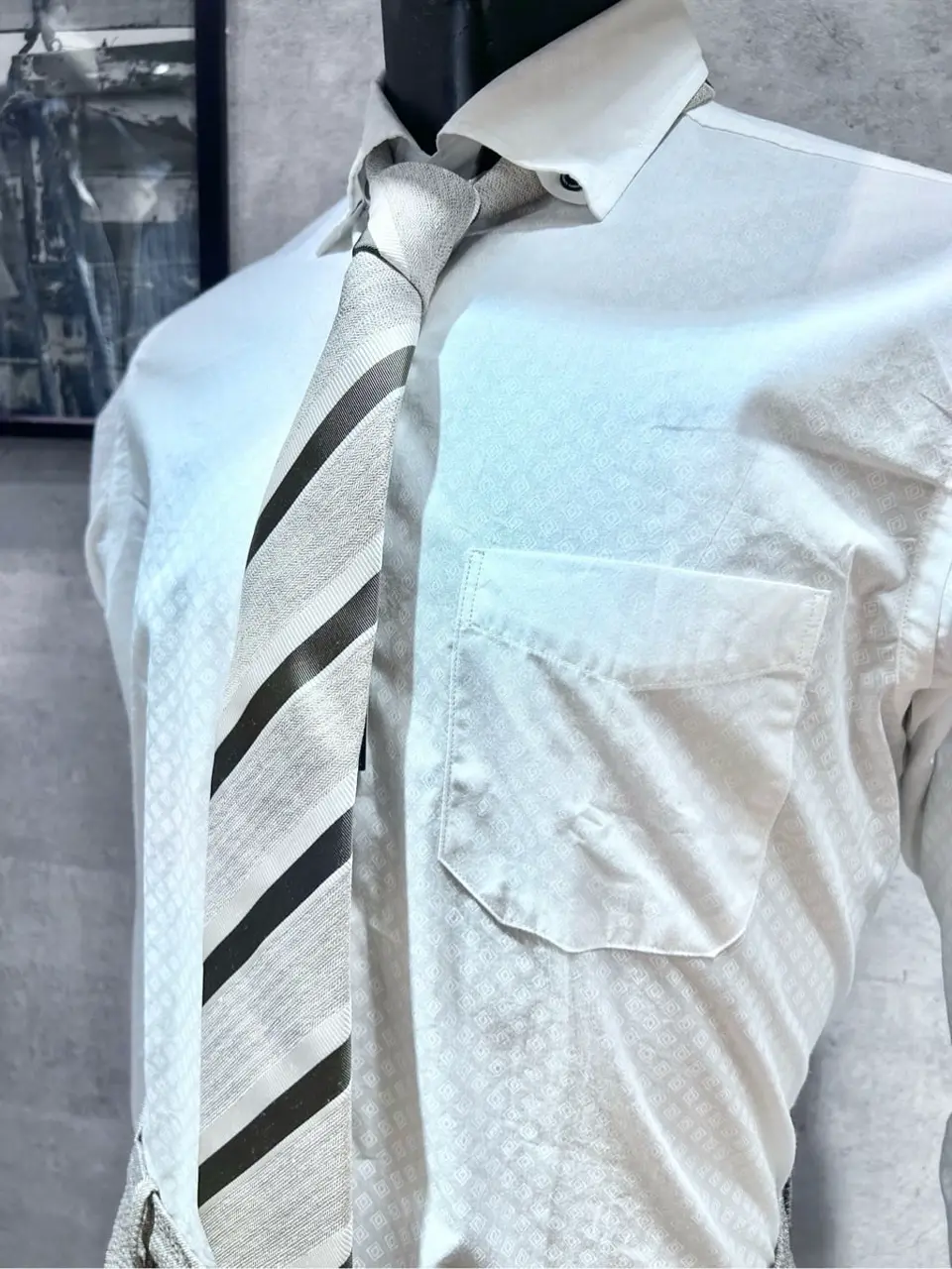 JOSEPH ABBOUD 二澤 コーディネート画像