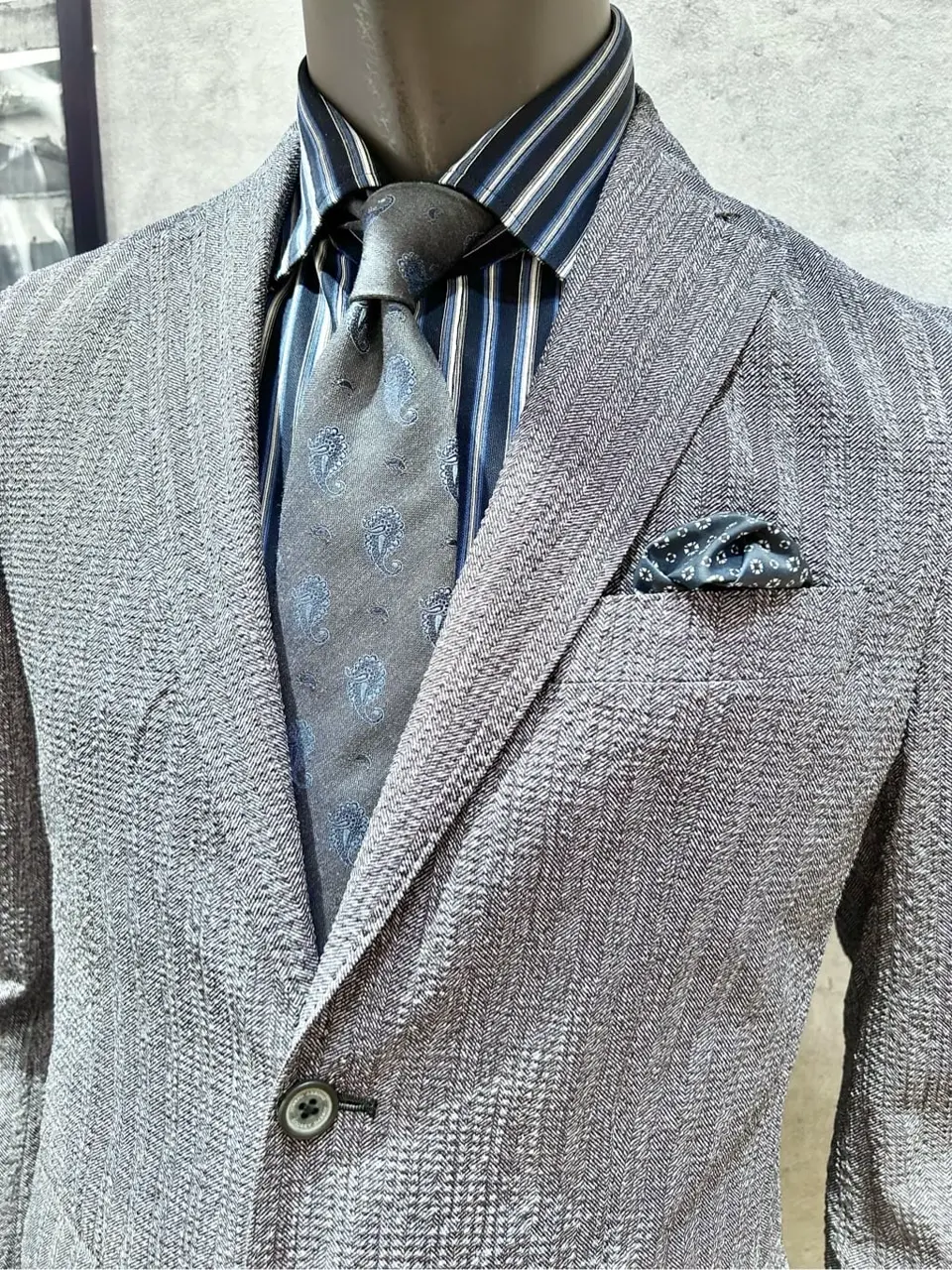 JOSEPH ABBOUD 二澤 コーディネート画像