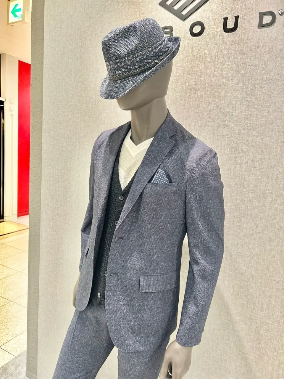 JOSEPH ABBOUD 上田 コーディネート画像