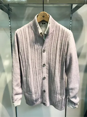 JOSEPH ABBOUD スタッフ コーディネート画像