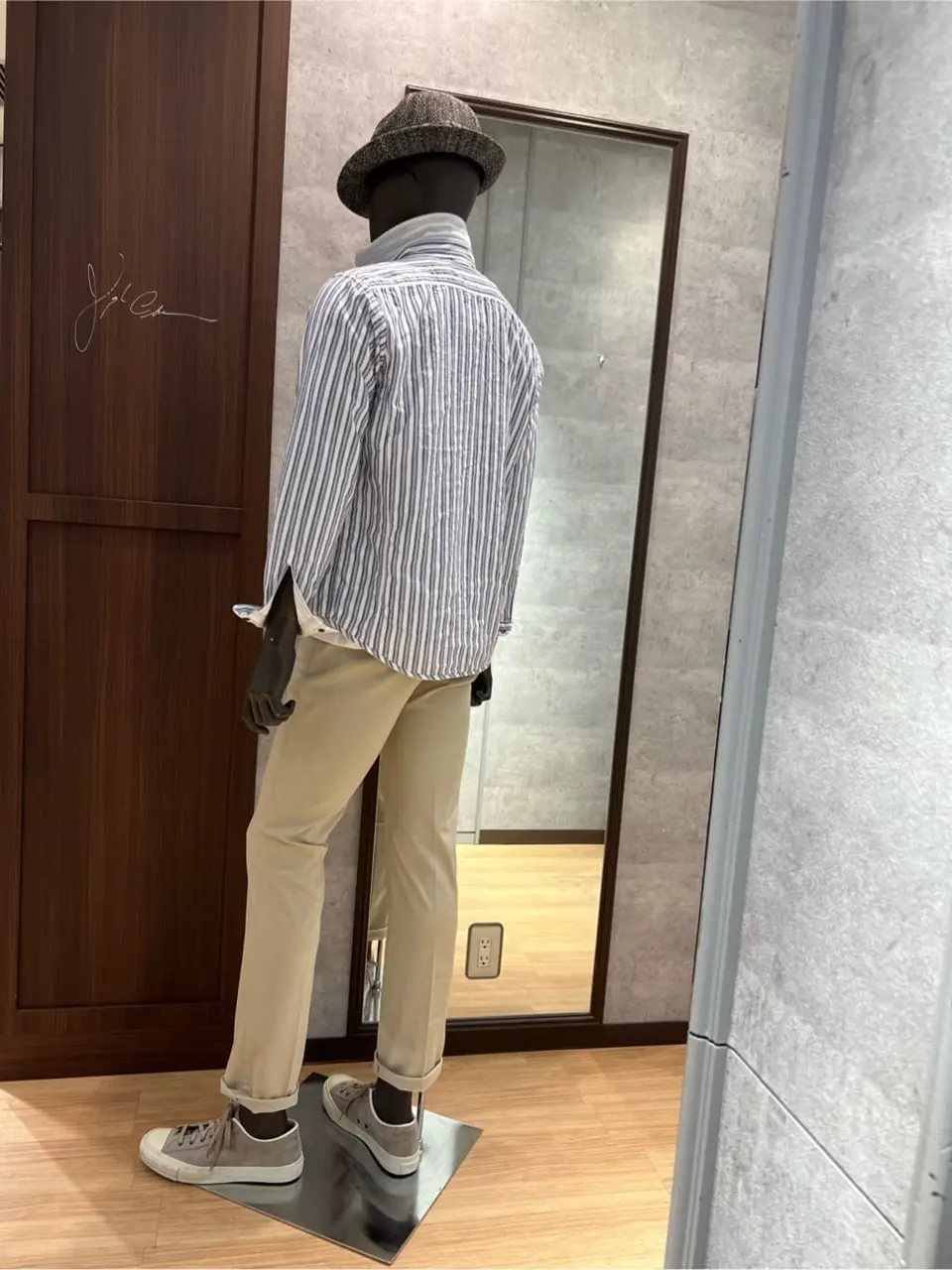 JOSEPH ABBOUD 上條 コーディネート画像