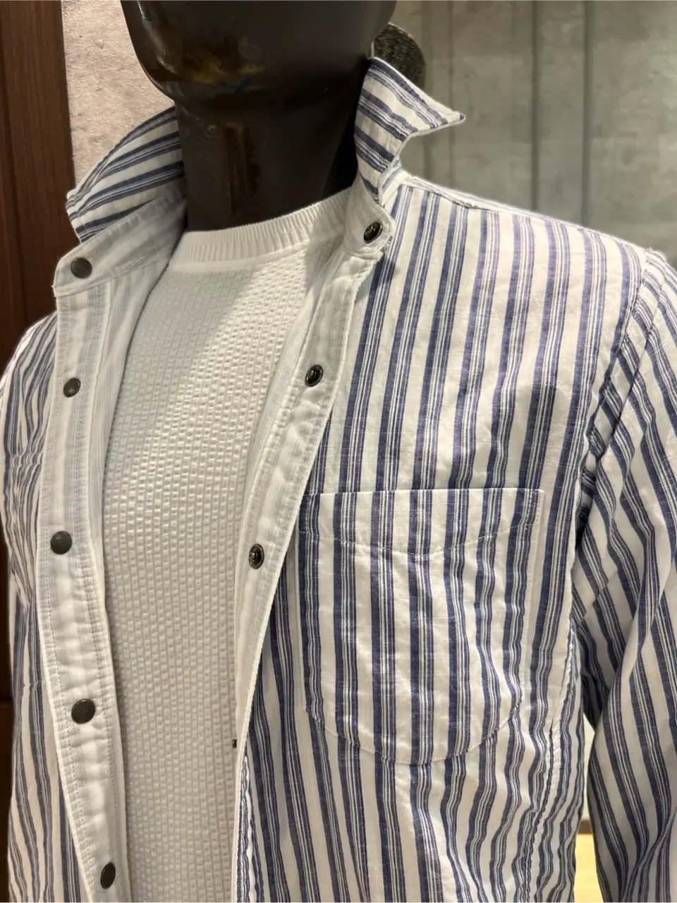 JOSEPH ABBOUD 上條 コーディネート画像