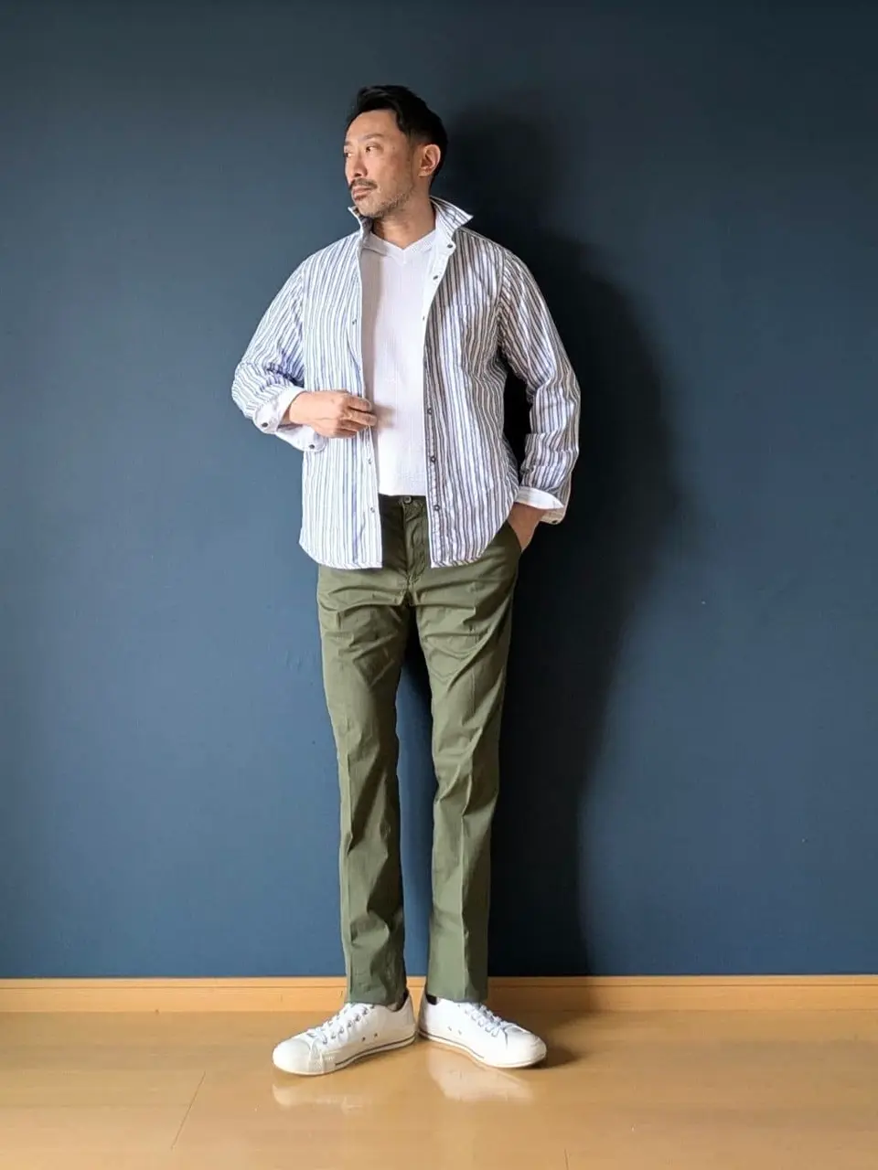 JOSEPH ABBOUD 安東 コーディネート画像