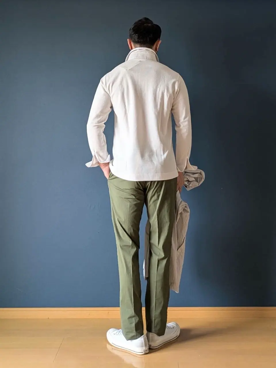 JOSEPH ABBOUD 安東 コーディネート画像