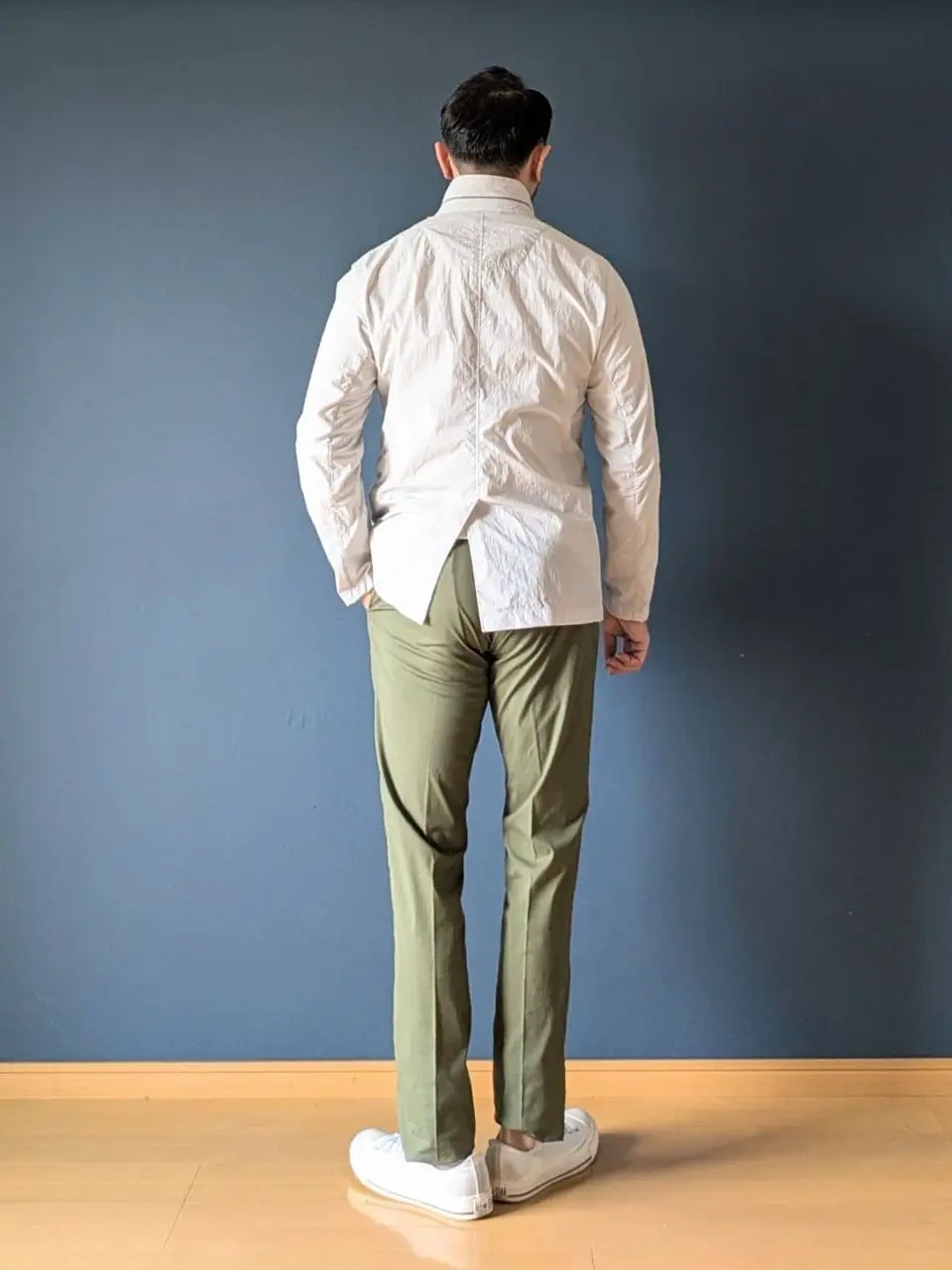 JOSEPH ABBOUD 安東 コーディネート画像