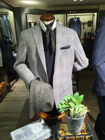 JOSEPH ABBOUD 大坪 コーディネート画像