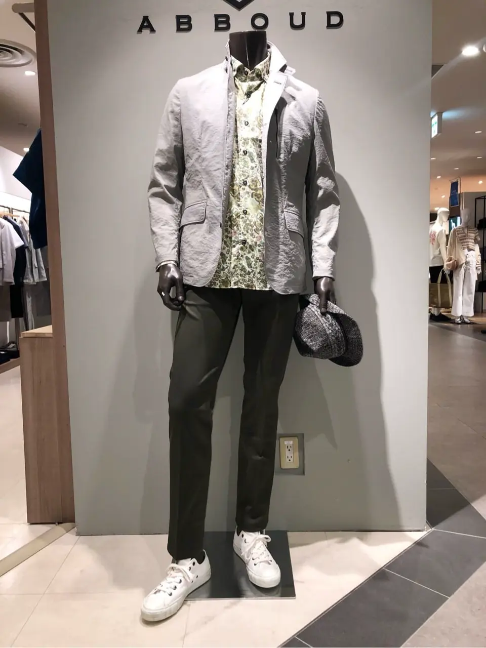 JOSEPH ABBOUD 川田 コーディネート画像