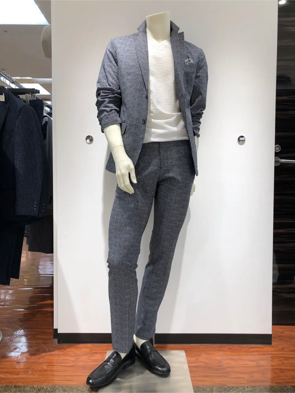  小籏 コーディネート画像