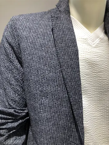 JOSEPH ABBOUD 小籏 コーディネート画像