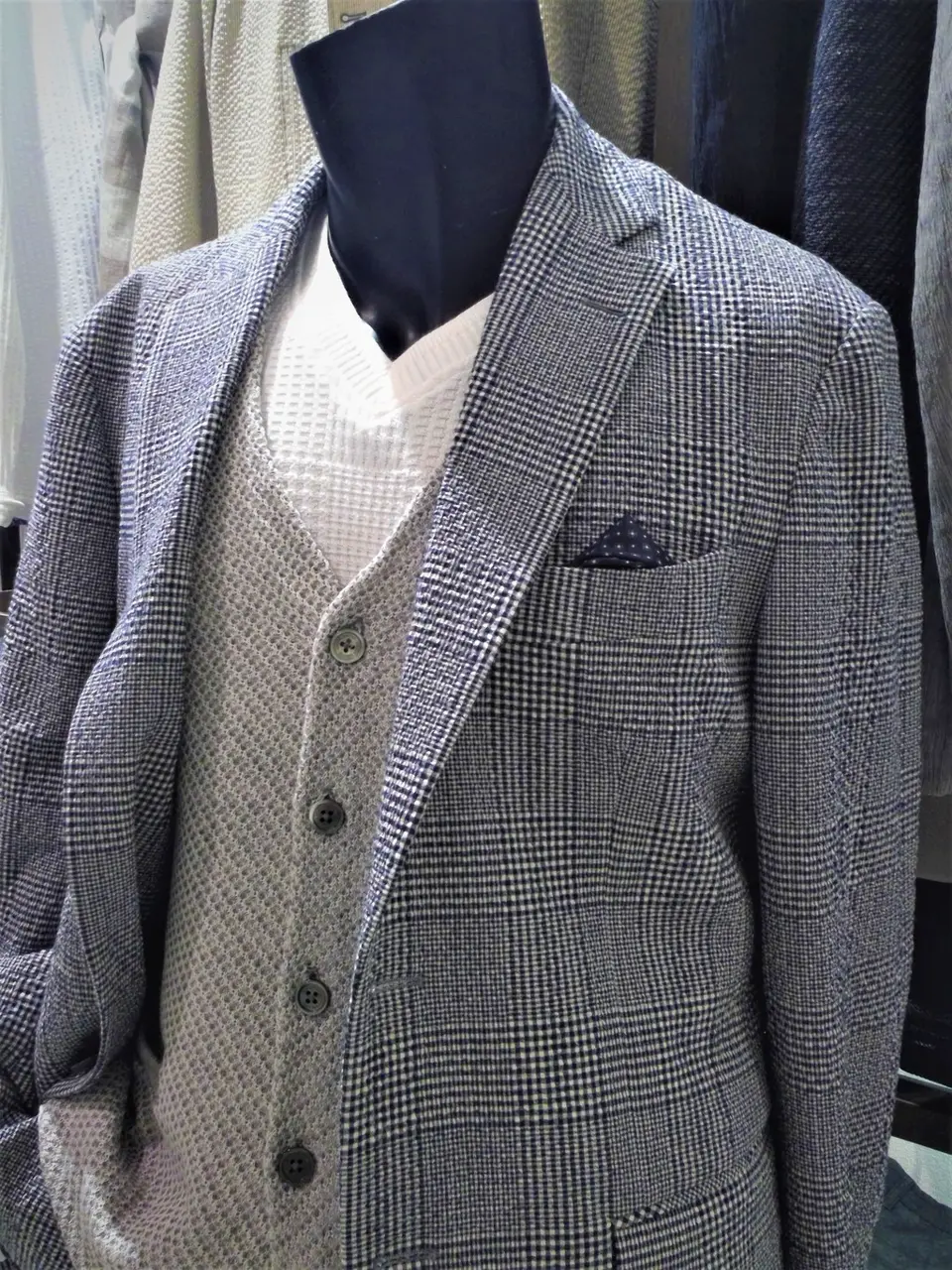 JOSEPH ABBOUD 前田 コーディネート画像