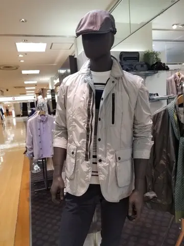 JOSEPH ABBOUD スタッフ コーディネート画像