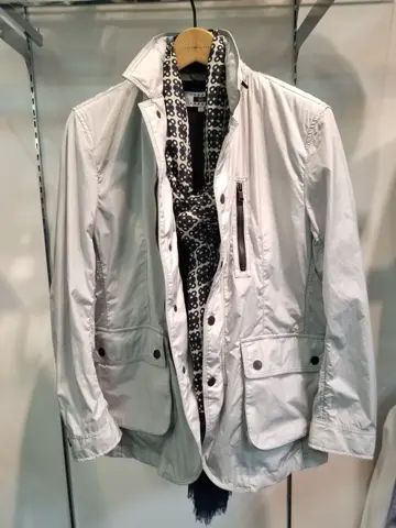 JOSEPH ABBOUD スタッフ コーディネート画像