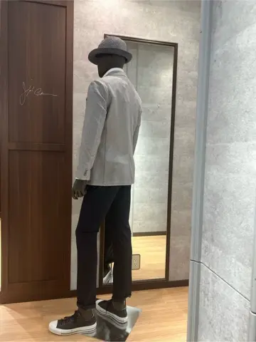 JOSEPH ABBOUD 上條 コーディネート画像