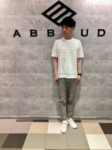 JOSEPH ABBOUD 足立 コーディネート画像