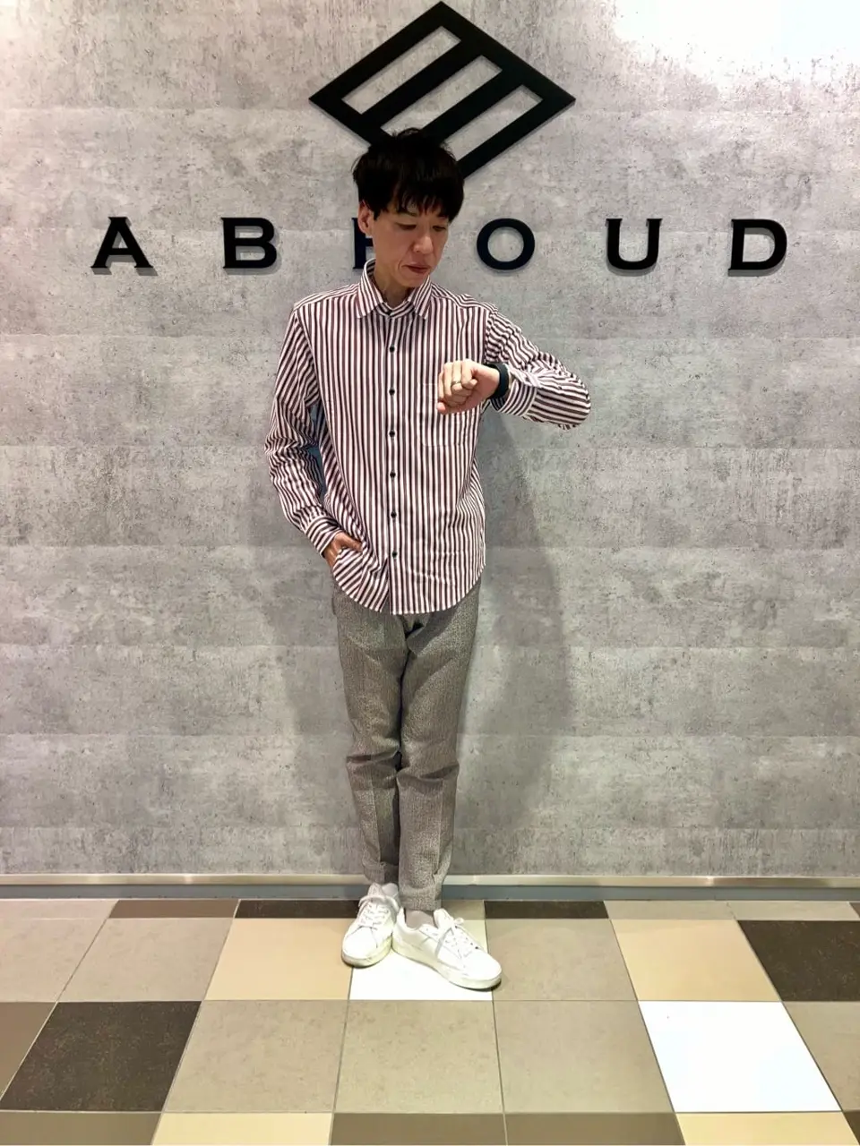 JOSEPH ABBOUD 足立 コーディネート画像