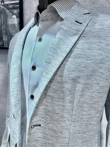 JOSEPH ABBOUD 二澤 コーディネート画像