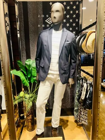 JOSEPH ABBOUD 新林 コーディネート画像