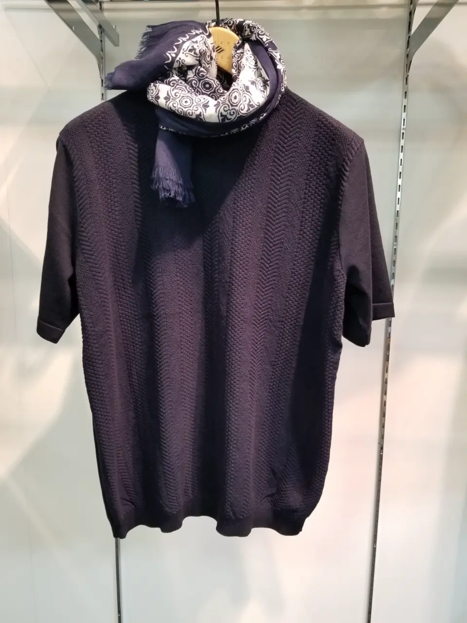 JOSEPH ABBOUD スタッフ コーディネート画像