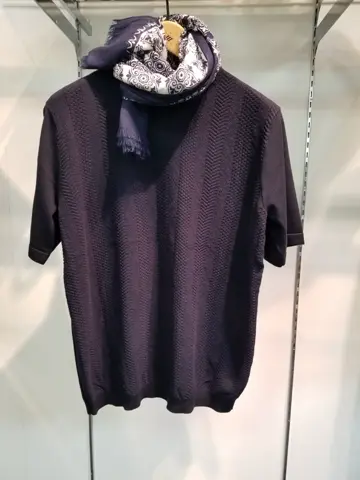 JOSEPH ABBOUD スタッフ コーディネート画像