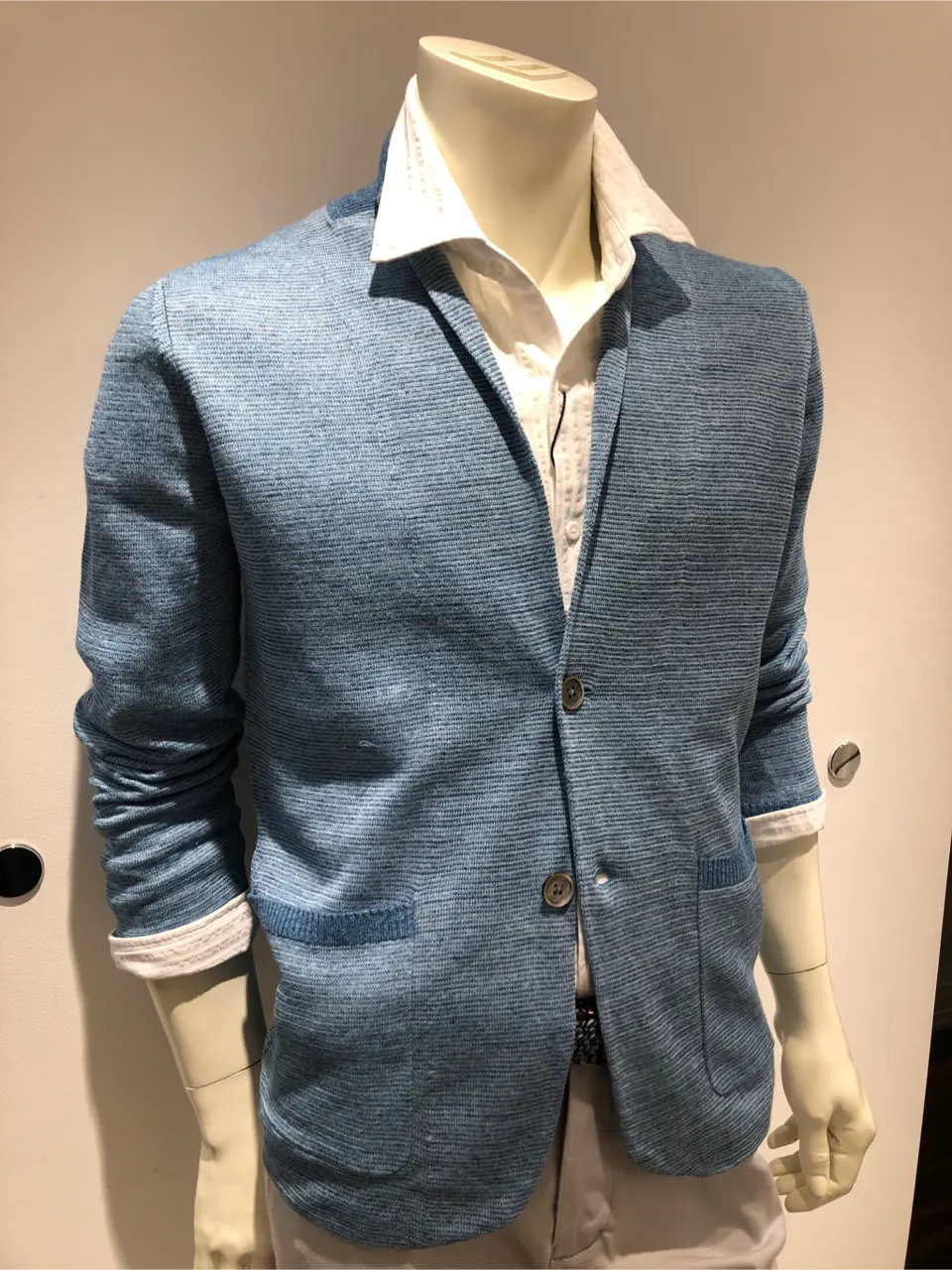 JOSEPH ABBOUD 小籏 コーディネート画像