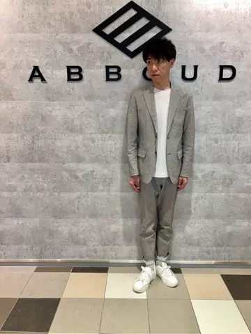 JOSEPH ABBOUD 足立 コーディネート画像