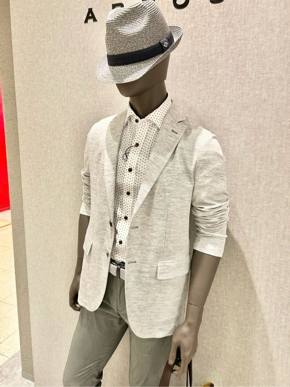 JOSEPH ABBOUD 上田 コーディネート画像