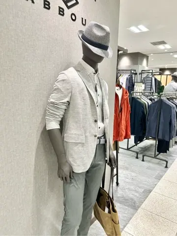 JOSEPH ABBOUD 上田 コーディネート画像