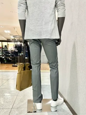 JOSEPH ABBOUD 上田 コーディネート画像