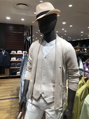 JOSEPH ABBOUD 新林 コーディネート画像