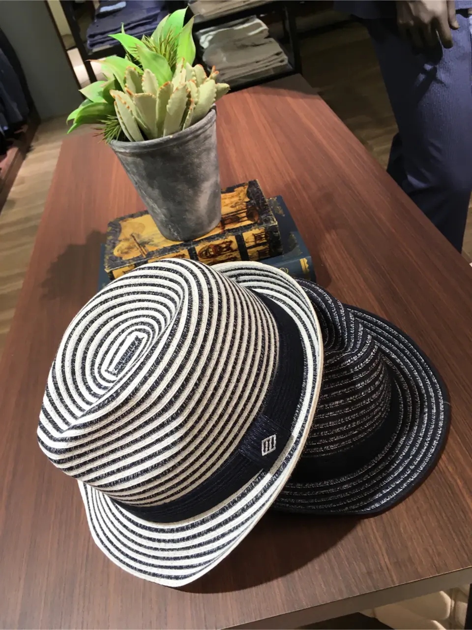 JOSEPH ABBOUD 大坪 コーディネート画像