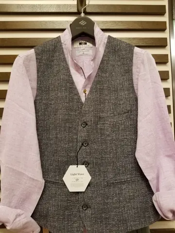 JOSEPH ABBOUD 藤川 コーディネート画像