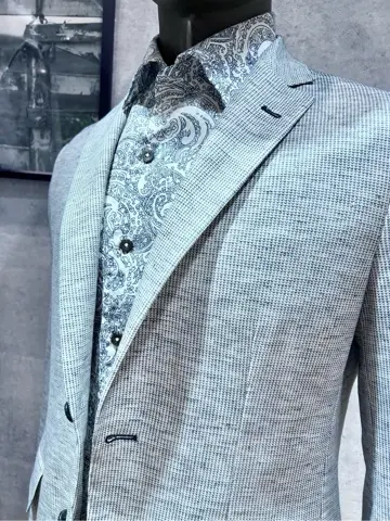 JOSEPH ABBOUD 二澤 コーディネート画像