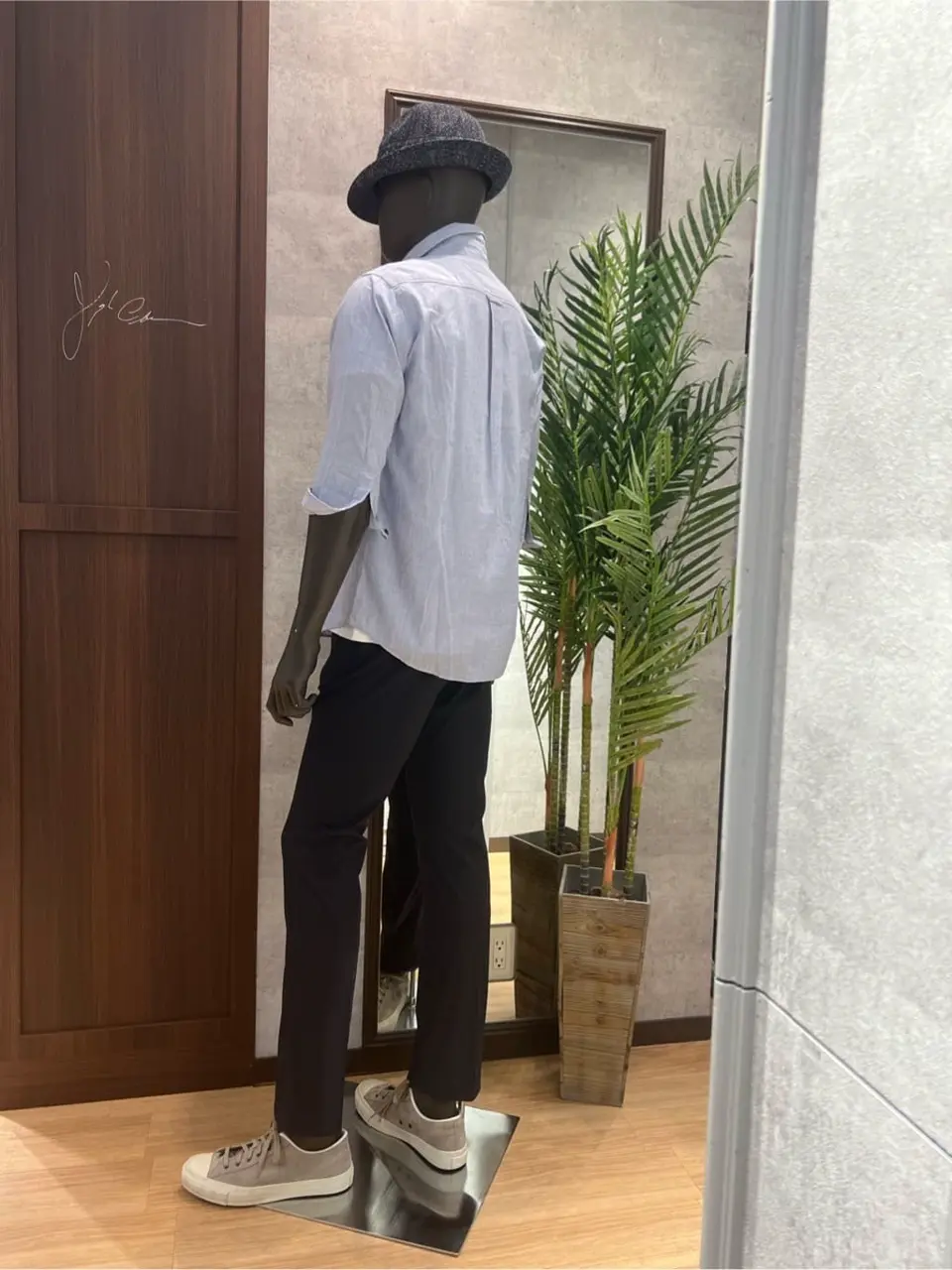 JOSEPH ABBOUD 上條 コーディネート画像