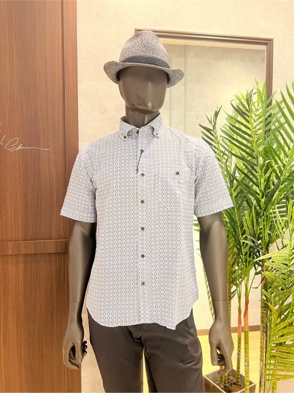 JOSEPH ABBOUD 上條 コーディネート画像