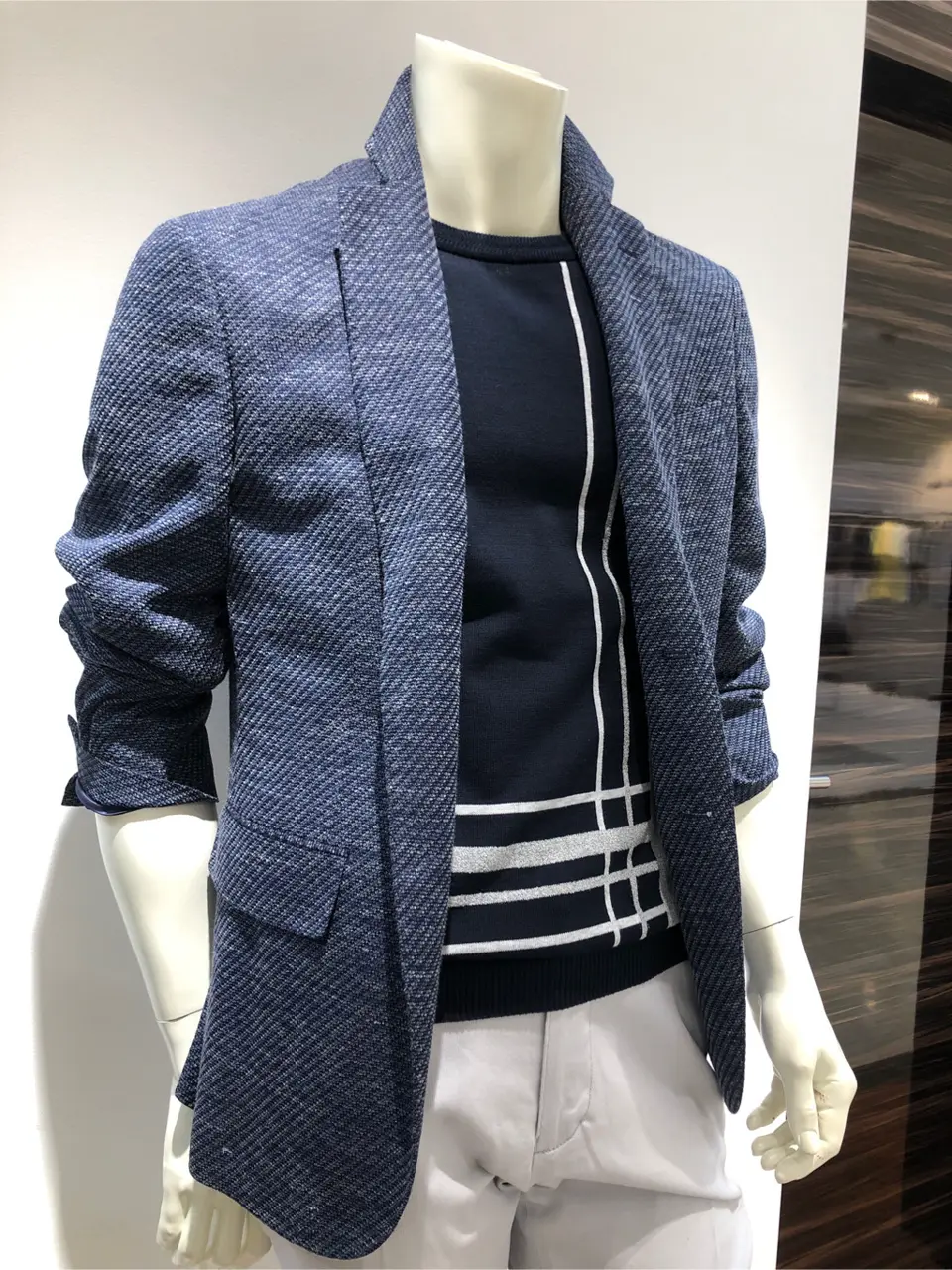 JOSEPH ABBOUD 小籏 コーディネート画像