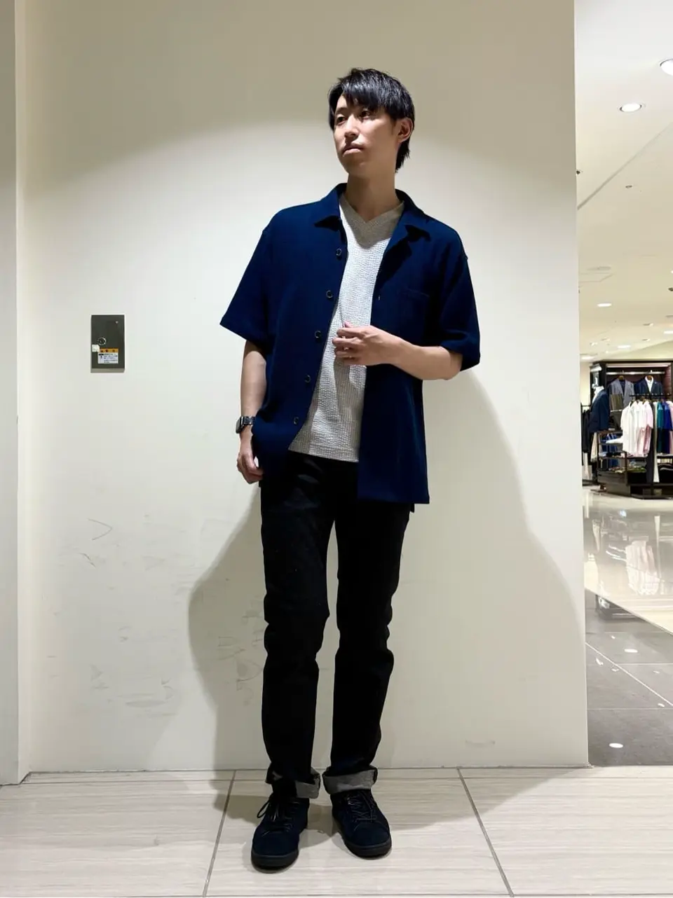 JOSEPH ABBOUD 小沼 コーディネート画像