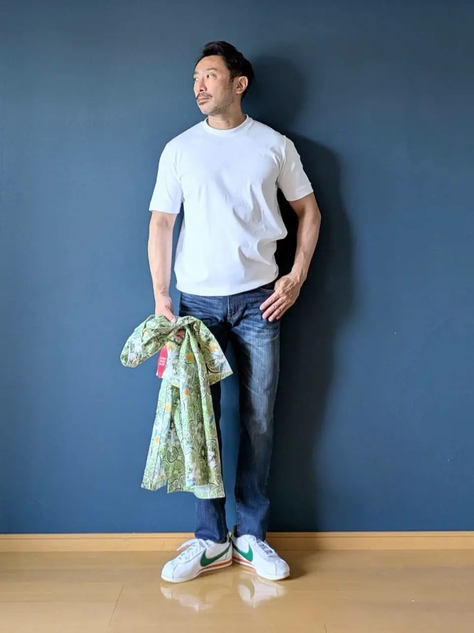 JOSEPH ABBOUD 安東 コーディネート画像