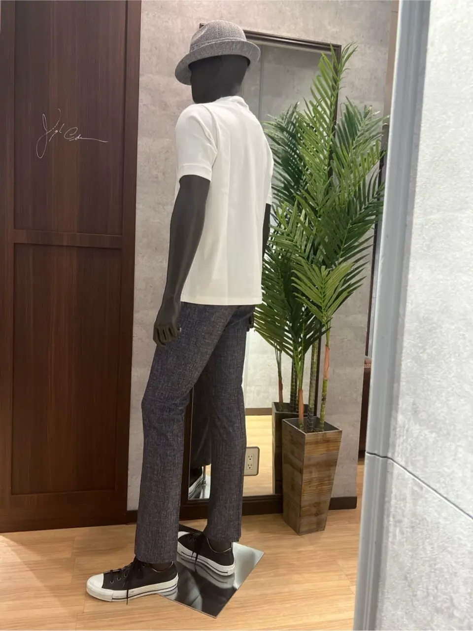 JOSEPH ABBOUD 上條 コーディネート画像