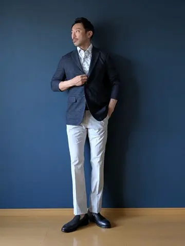 JOSEPH ABBOUD 安東 コーディネート画像