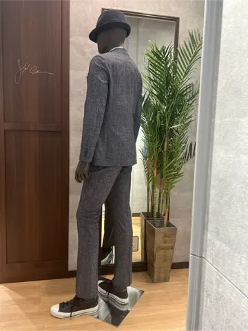 JOSEPH ABBOUD 上條 コーディネート画像