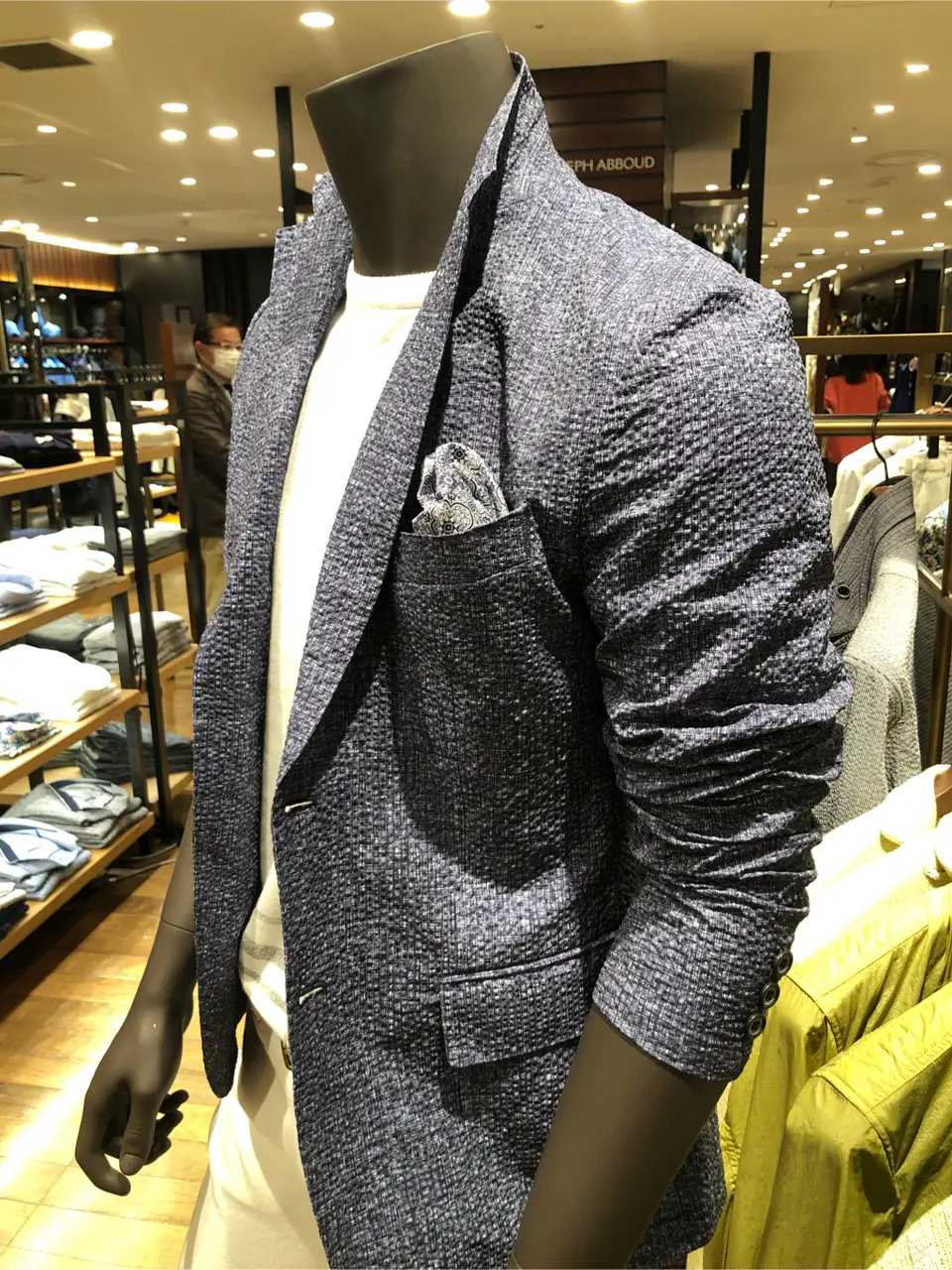 JOSEPH ABBOUD 新林 コーディネート画像