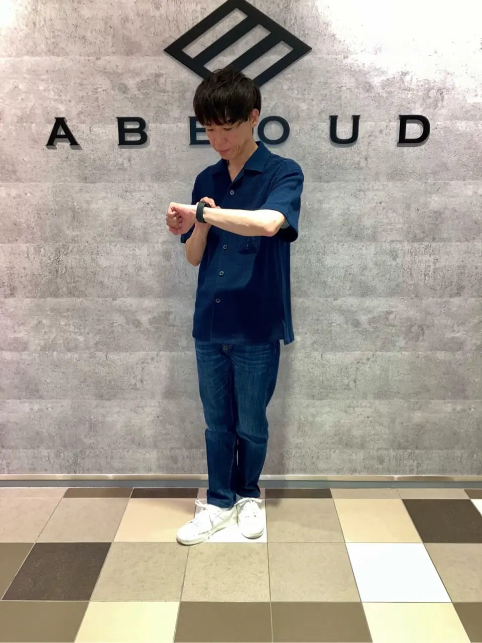 JOSEPH ABBOUD 足立 コーディネート画像