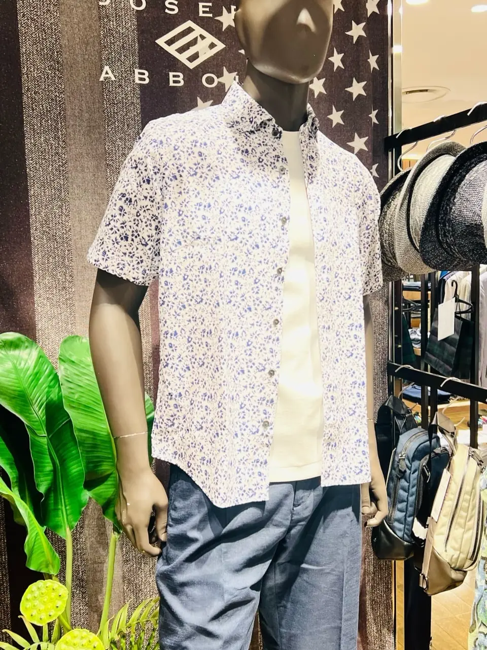 JOSEPH ABBOUD 新林 コーディネート画像