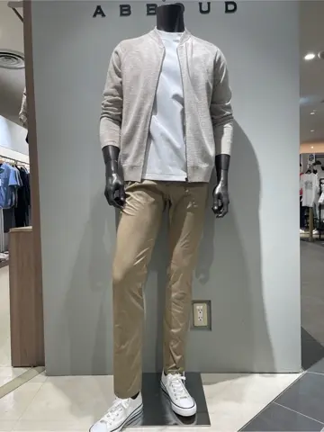 JOSEPH ABBOUD 伊津野 コーディネート画像