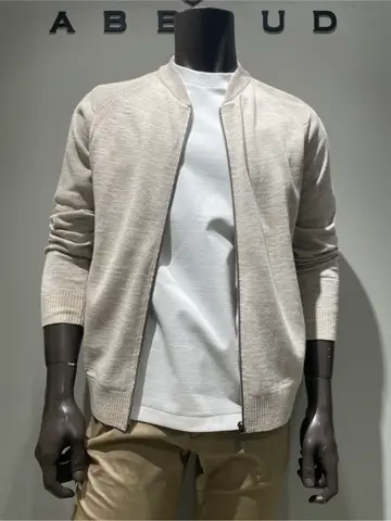 JOSEPH ABBOUD 伊津野 コーディネート画像