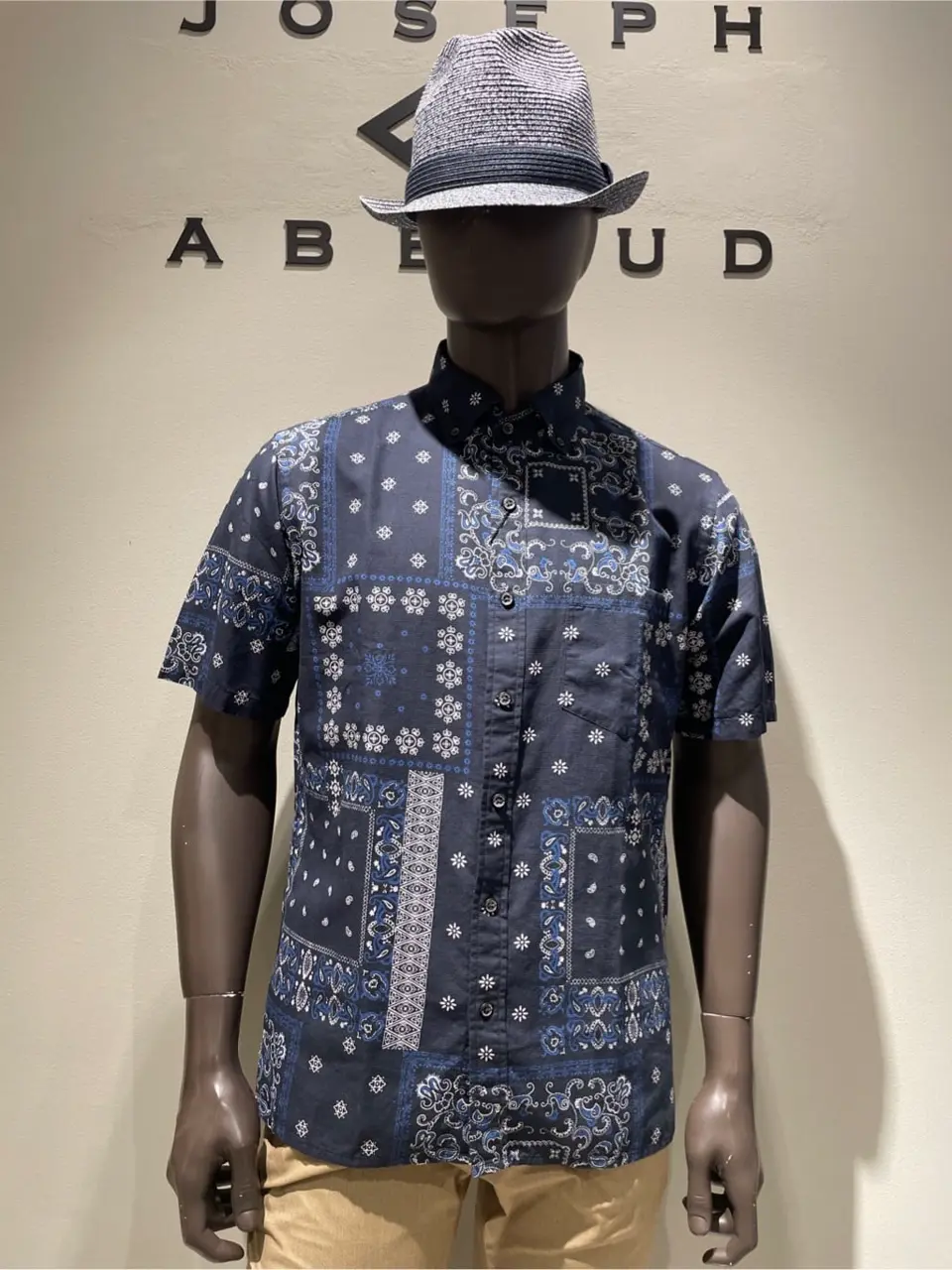 JOSEPH ABBOUD 伊津野 コーディネート画像