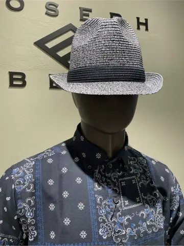 JOSEPH ABBOUD 伊津野 コーディネート画像